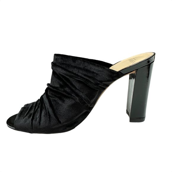 Alexandre Birman Black Velvet Heels - Picture 2 of 5